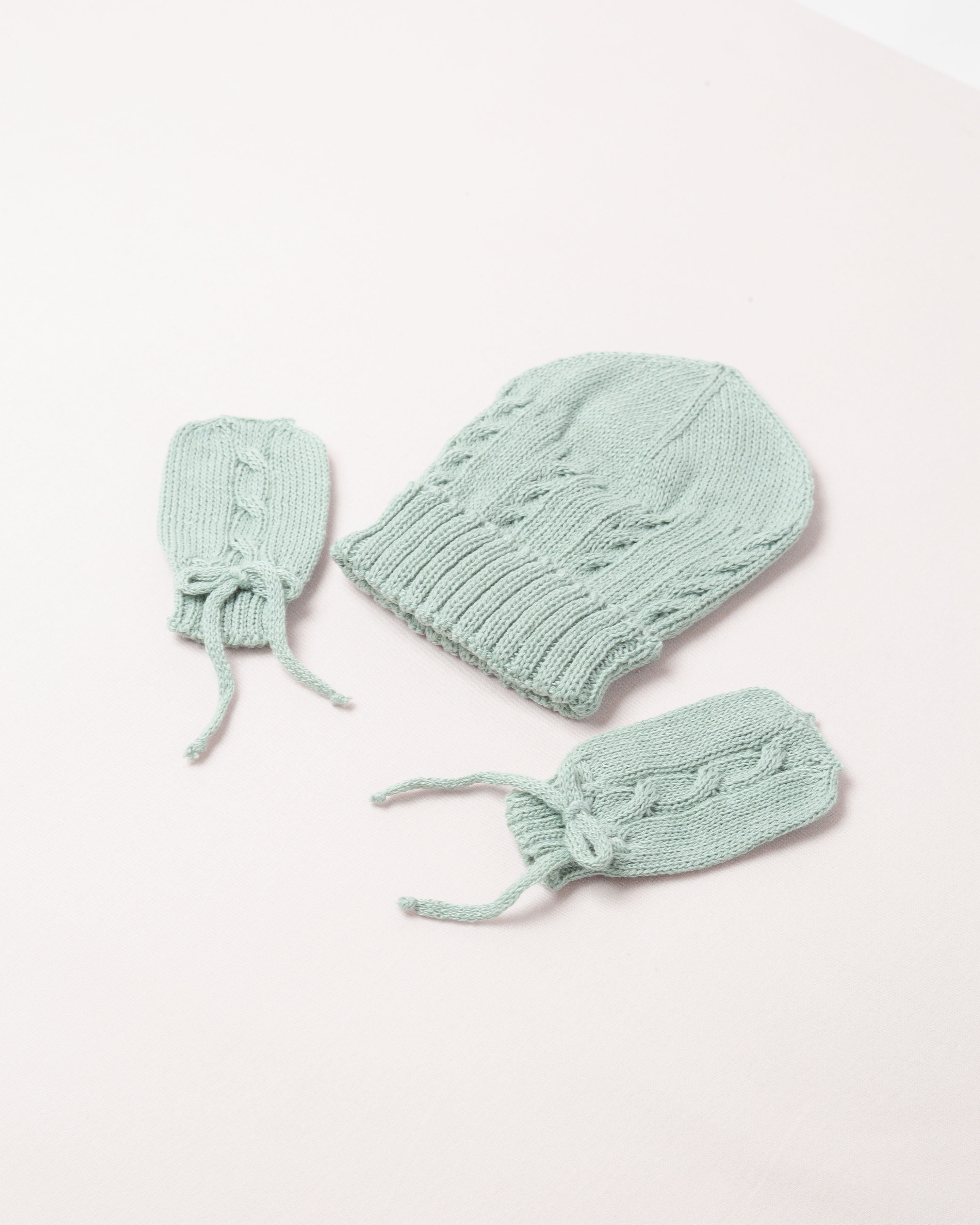 KIT WELCOME GORRO E LUVA CIDREIRA
